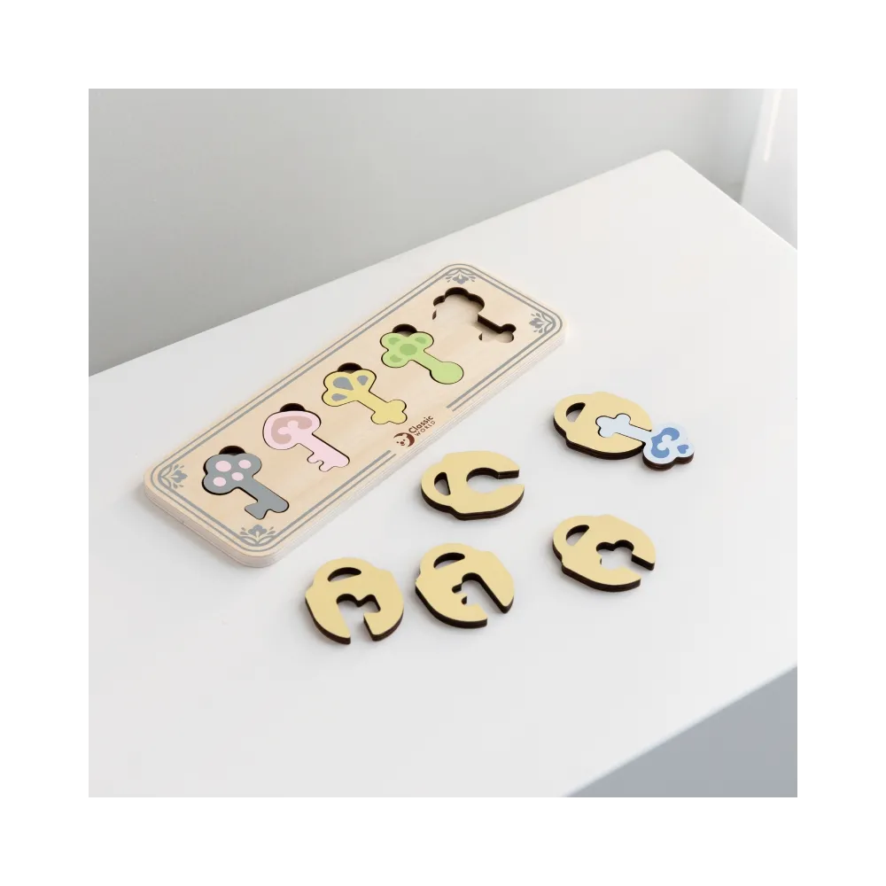 CLASSIC WORLD Drewniana Układanka Montessori Sensoryczna Klucze i Zamki do Dopasowania