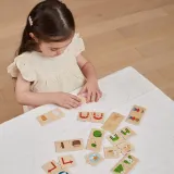 Develop vocabulary with VIGA wooden puzzles