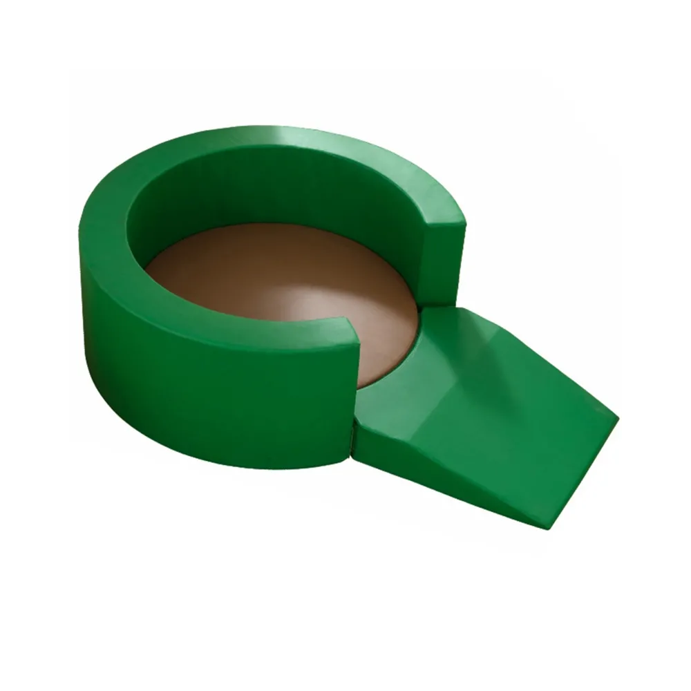 Kącik Zabaw Owal dla dzieci w kolorach przyjaznych dla maluchów.