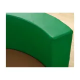 Rampa ułatwiająca dostęp do Kącika Zabaw dla najmłodszych.