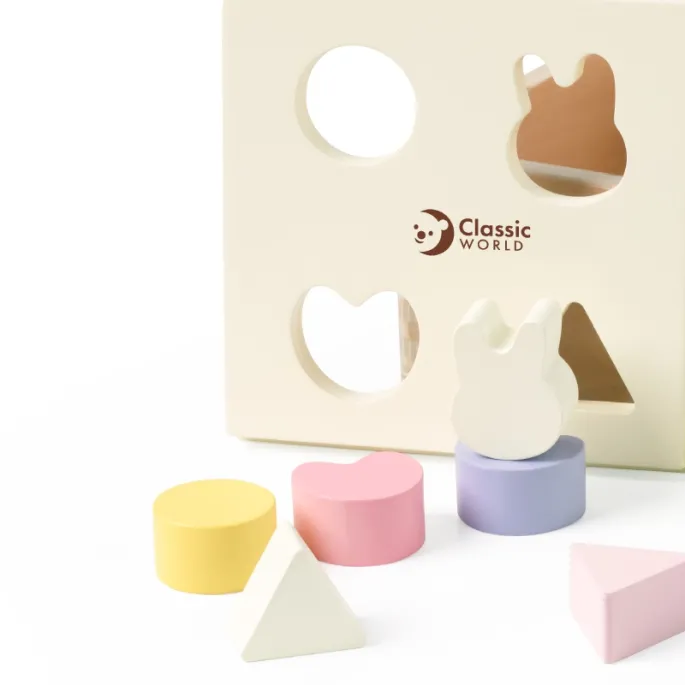 Komplet sorter drewniany z 8 klockami do nauki kształtów