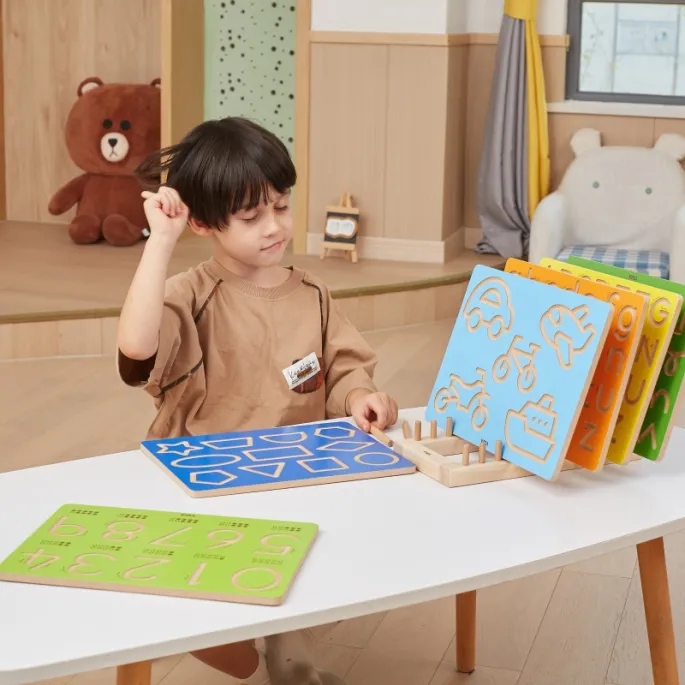 Idealna tablica dla maluchów do ćwiczeń pisania i rysowania