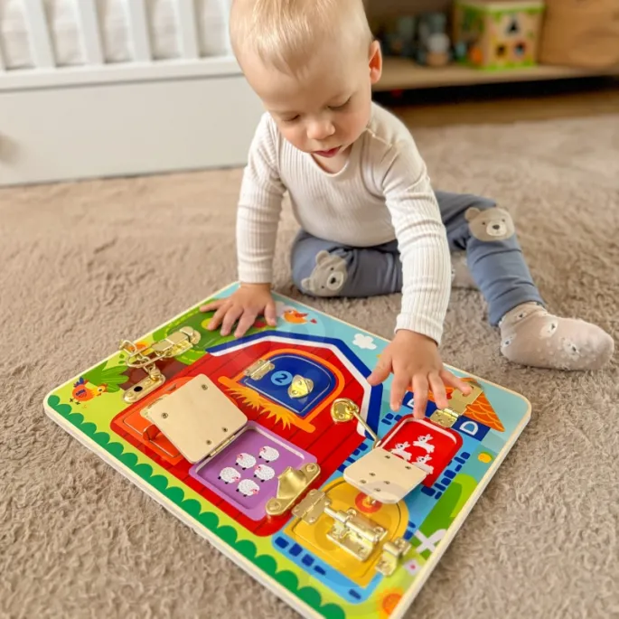 Tablica TOOKY TOY dla kreatywnej zabawy dzieci