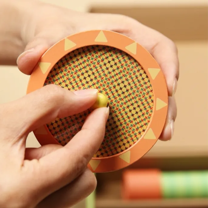 Pryzmat do układania kolorowych owoców