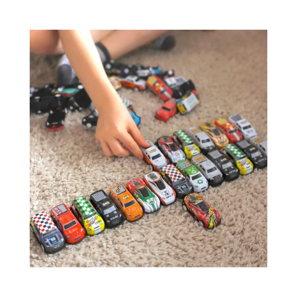 Autka wyścigowe w zestawie od WOOPIE