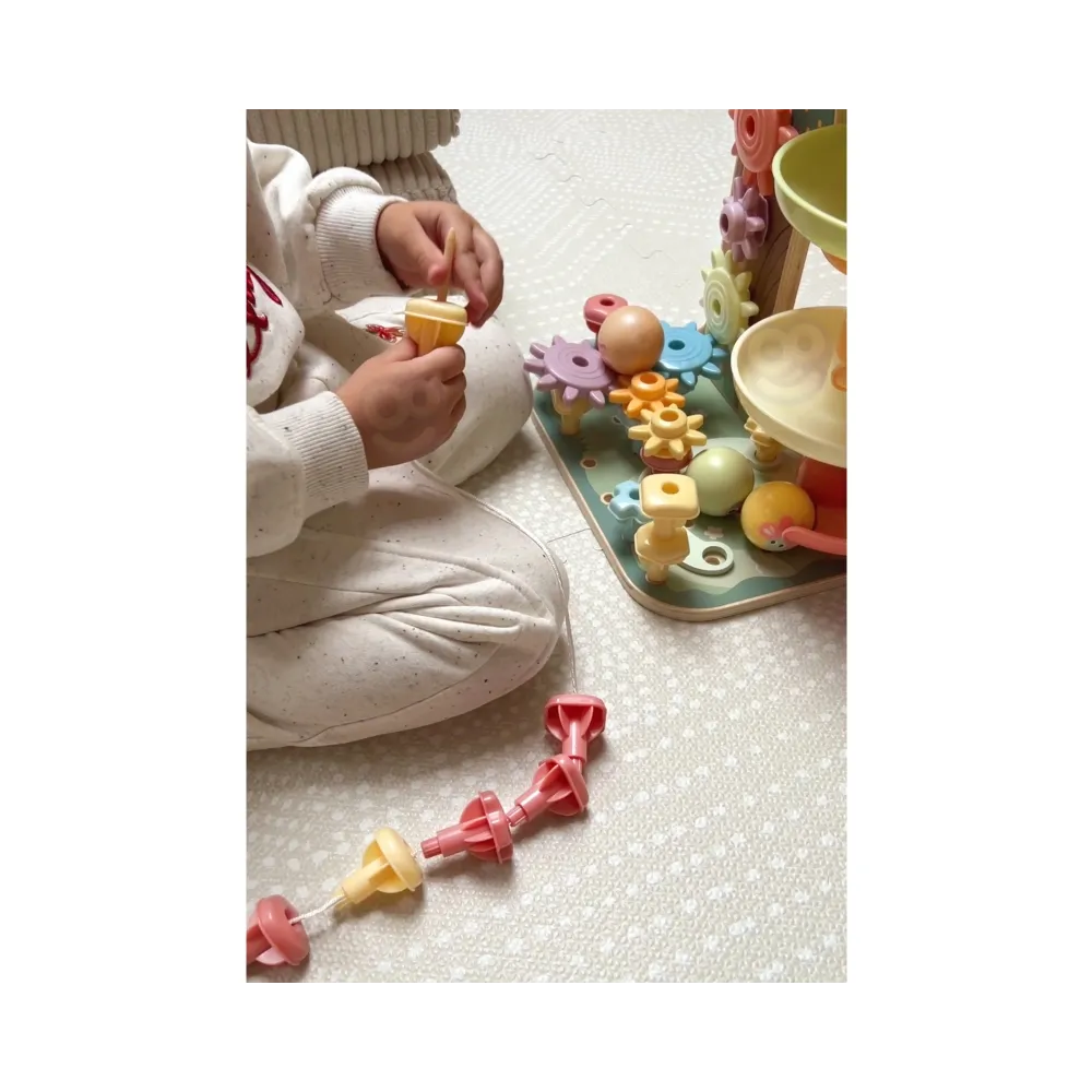 Bezpieczne zabawki dla małych dzieci od 18 miesięcy