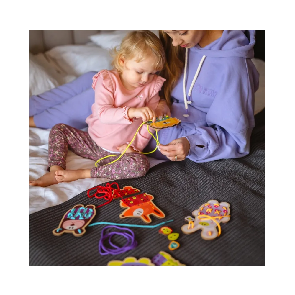 WOOPIE GREEN Drewniana Sznurowanka 5w1 Zwierzątka do Nawlekania