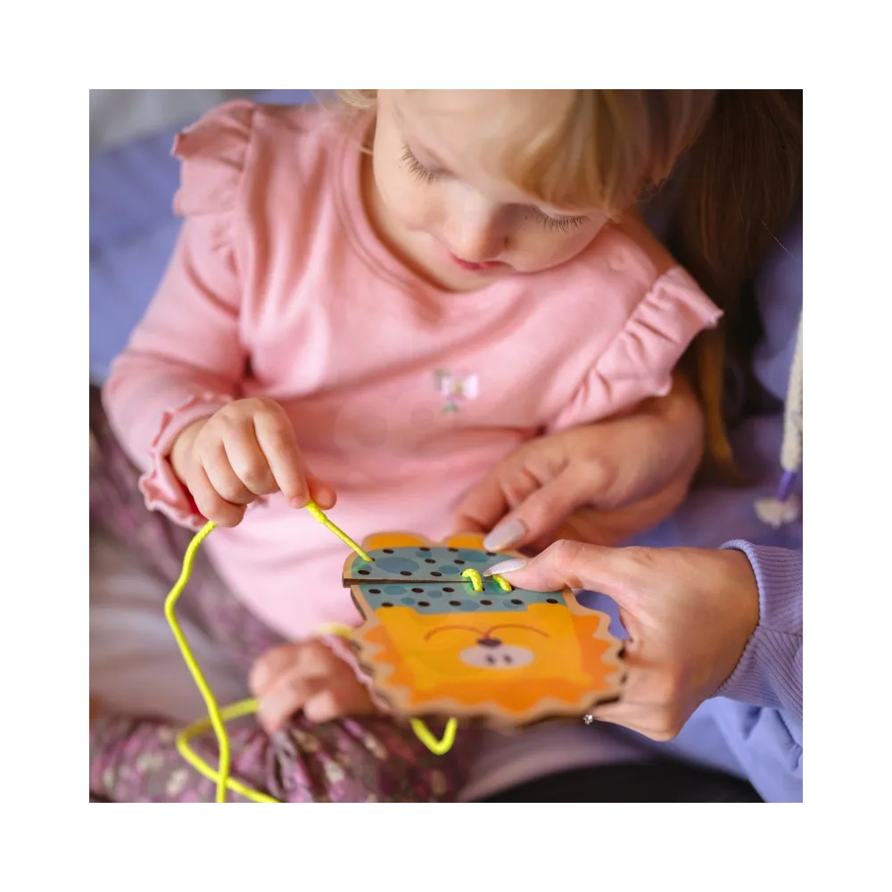 WOOPIE GREEN Drewniana Sznurowanka 5w1 Zwierzątka do Nawlekania