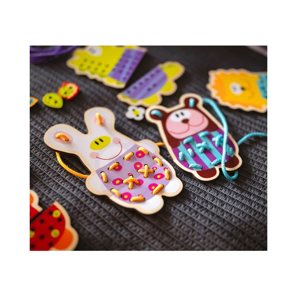 WOOPIE GREEN Drewniana Sznurowanka 5w1 Zwierzątka do Nawlekania