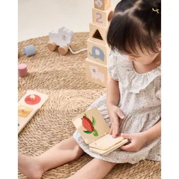 Niedźwiadek polarny do ciągnięcia wspierający naukę chodzenia malucha