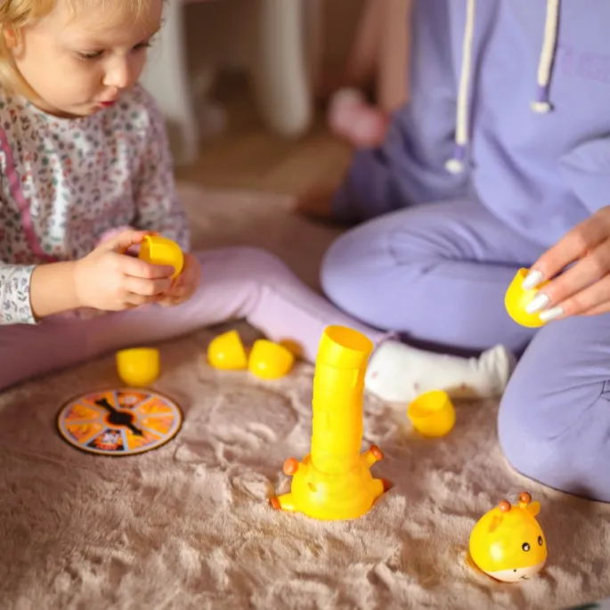 Rozwijaj zręczność i refleks z grą Żyrafka.