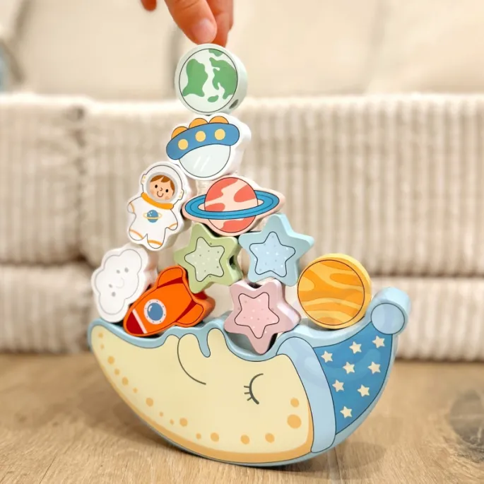 Zabawa i nauka z TOOKY TOY Kosmicznym Księżycem