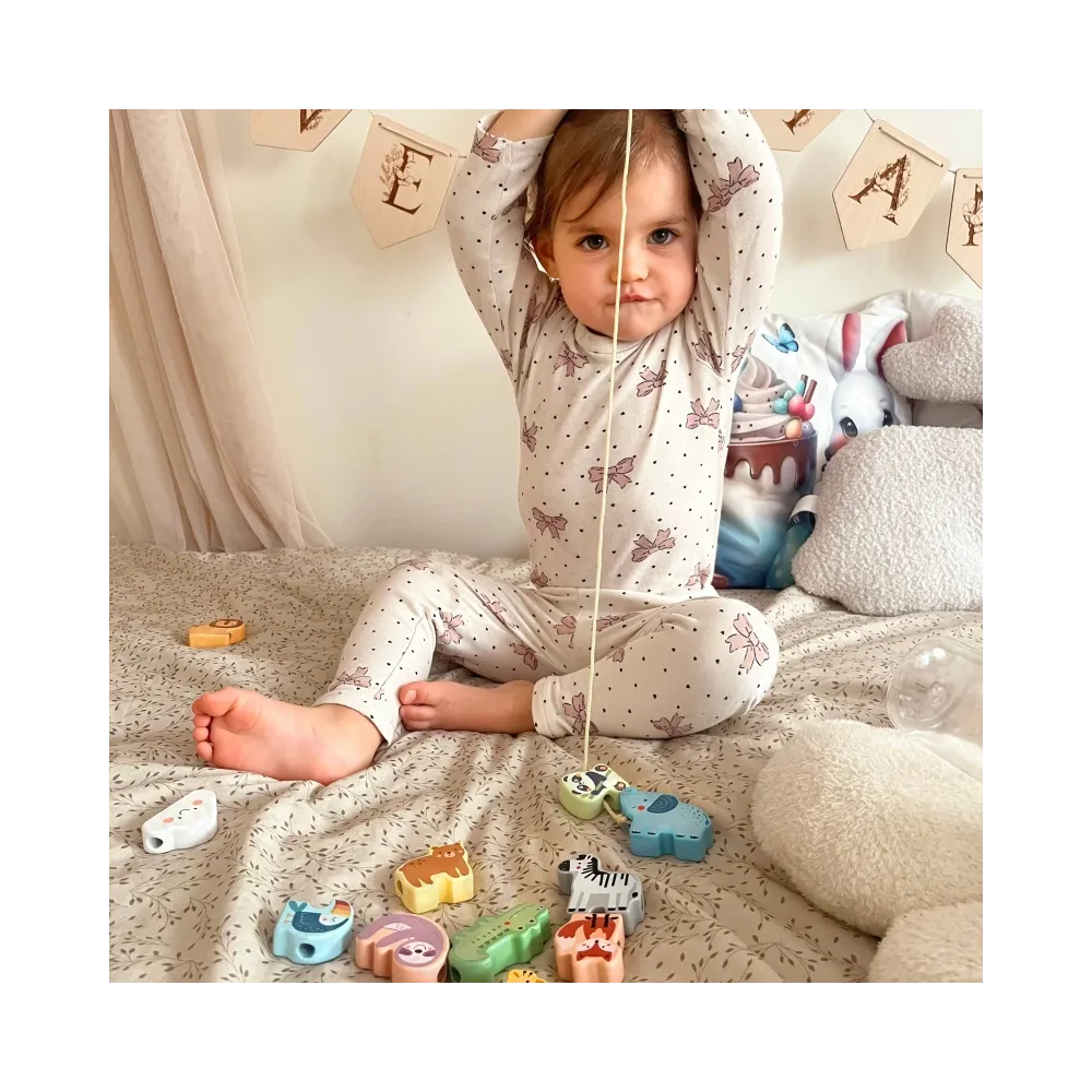 WOOPIE GREEN Drewniana Nawlekanka Klocki Przeplatanka ZOO Montessori 13 el.