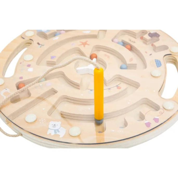 Magnetyczny labirynt wspierający rozwój manualny malucha