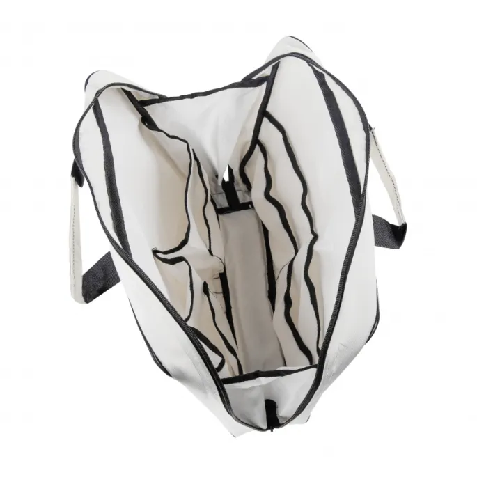 Radosna zabawa z instrumentami muzycznymi dla maluchów