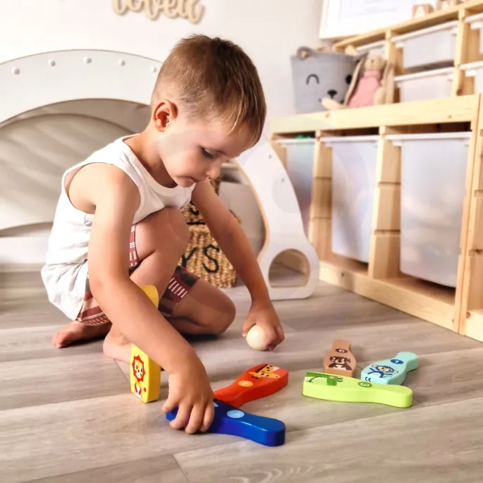 Bezpieczne kręgle dla dzieci z rysunkami