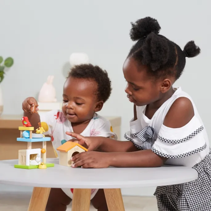 Zwierzęta domowe VIGA w mini placu zabaw dla dzieci