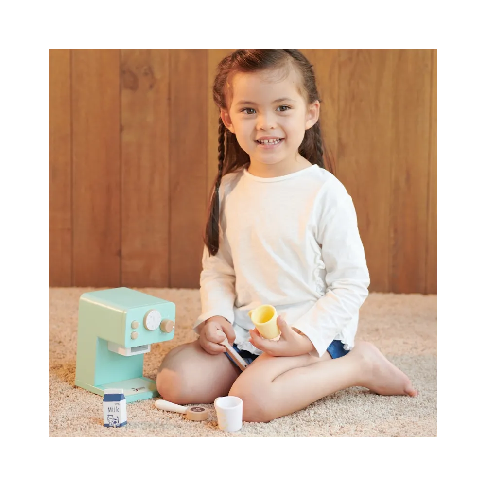 Bezpieczny drewniany ekspres do kawy dla dzieci