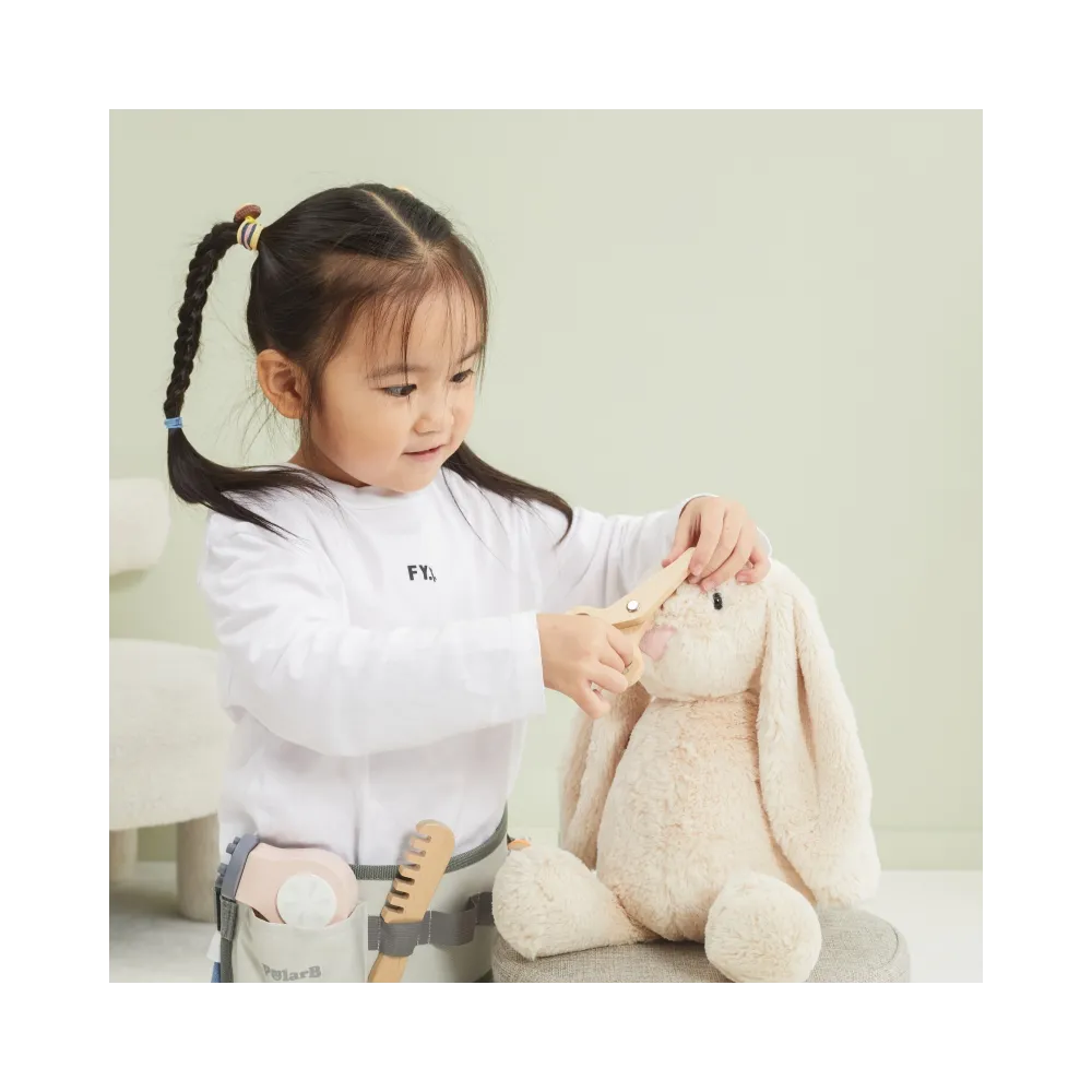 Bezpieczne narzędzia fryzjerskie z drewna