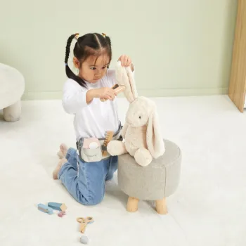 Kreatywna zabawa z zestawem fryzjerskim