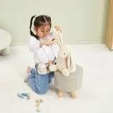 Kreatywna zabawa z zestawem fryzjerskim