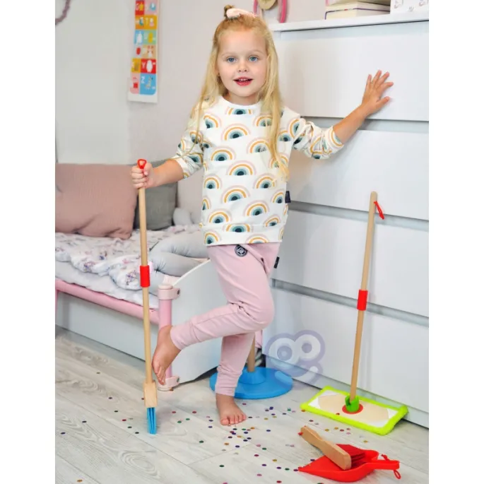 Kolorowe akcesoria do sprzątania dla najmłodszych
