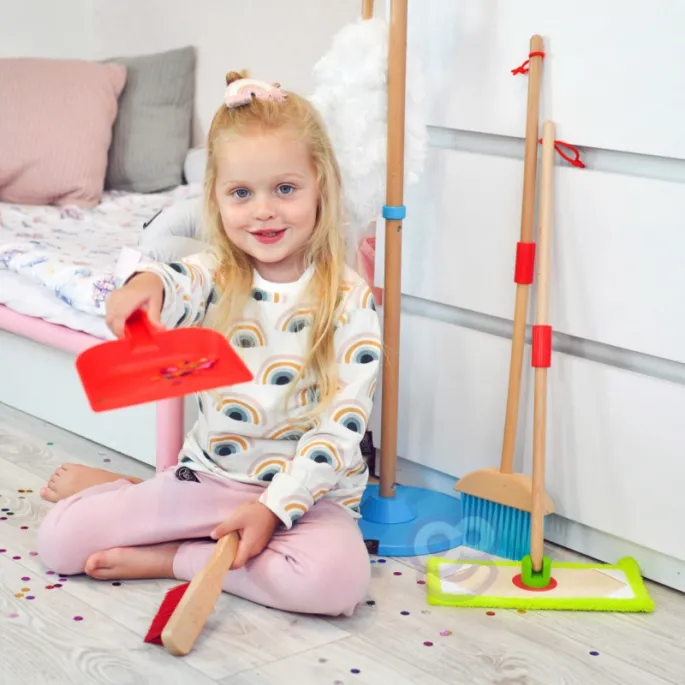 Zestaw do sprzątania z nietoksycznymi farbami