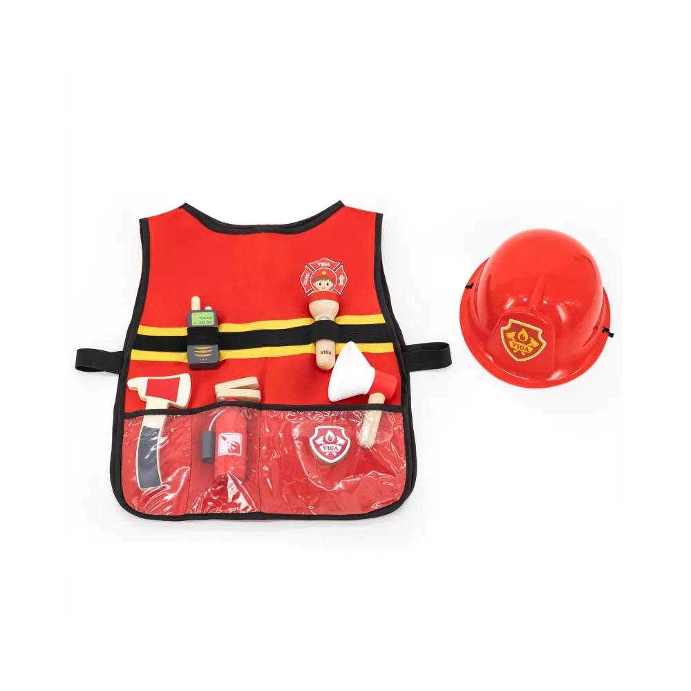 Drewniane akcesoria strażackie w zestawie