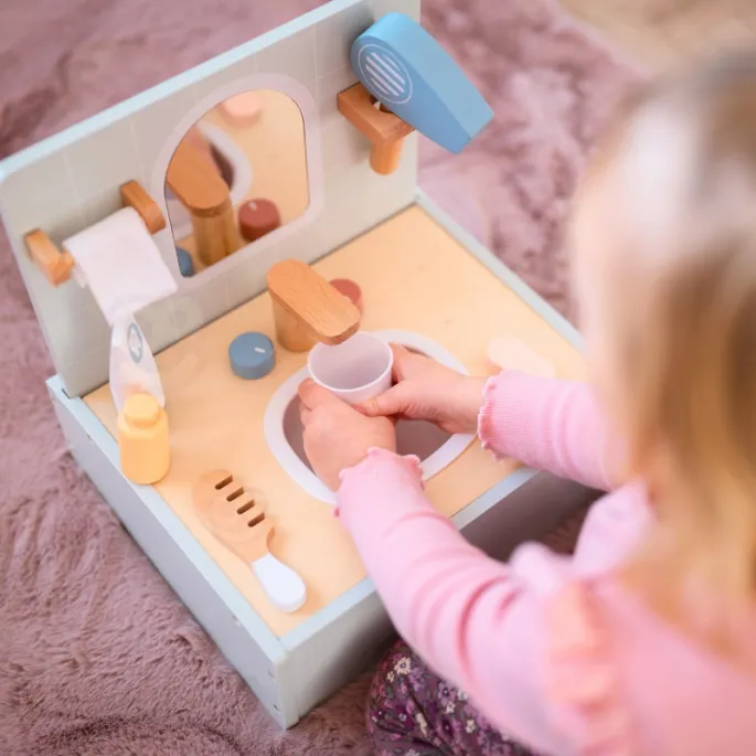 Miniaturowa łazienka z lustrem i umywalką TOOKY TOY