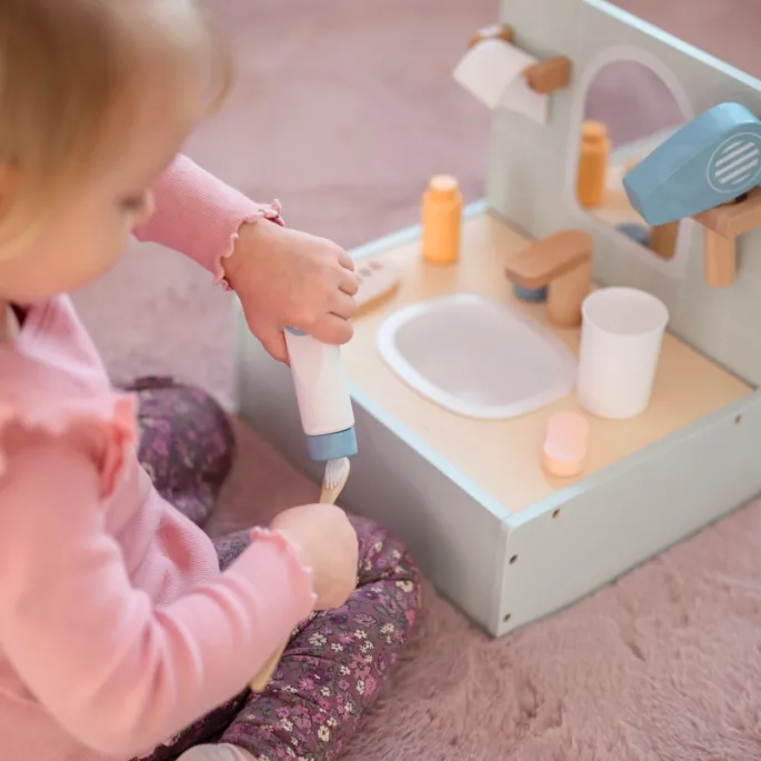 Certyfikowane drewno i nietoksyczne farby w zabawce