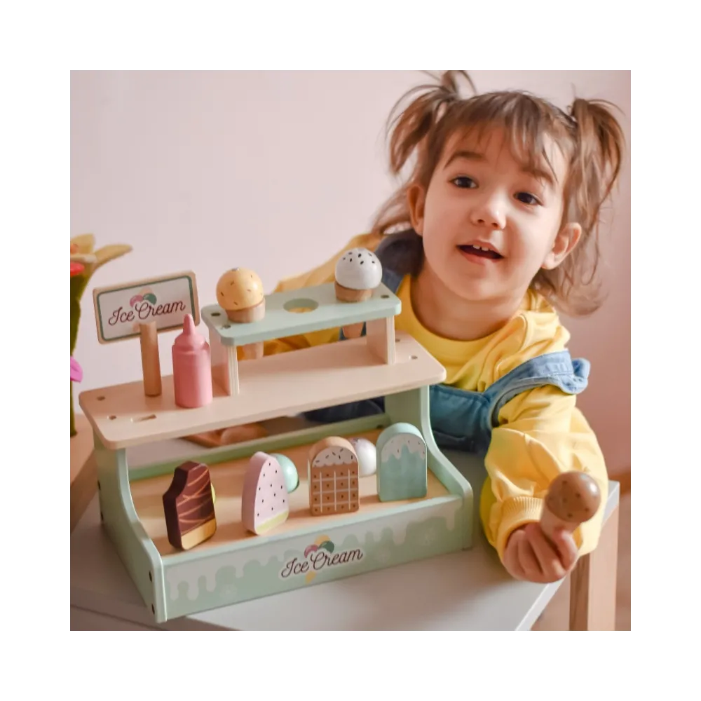 WOOPIE GREEN Drewniana Lodziarnia Sklepik Zestaw z Lodami Stragan 16 EL