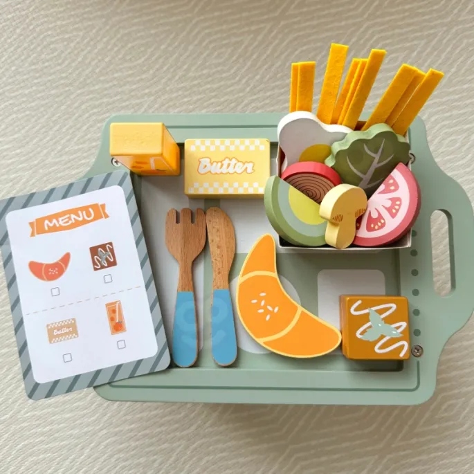 Stylowa taca z drewnianymi elementami