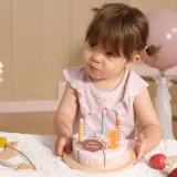 Drewniana zabawka rozwijająca zdolności manualne