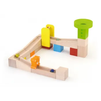 Bezpieczny tor zjeżdżania dla małych architektów