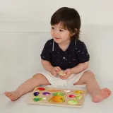 Drewniane elementy warzyw do nauki kolorów