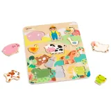 Drewniana układanka z figurkami zwierząt na farmie