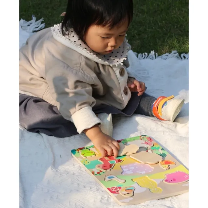 Edukacyjna układanka dla dzieci w motywie farmy