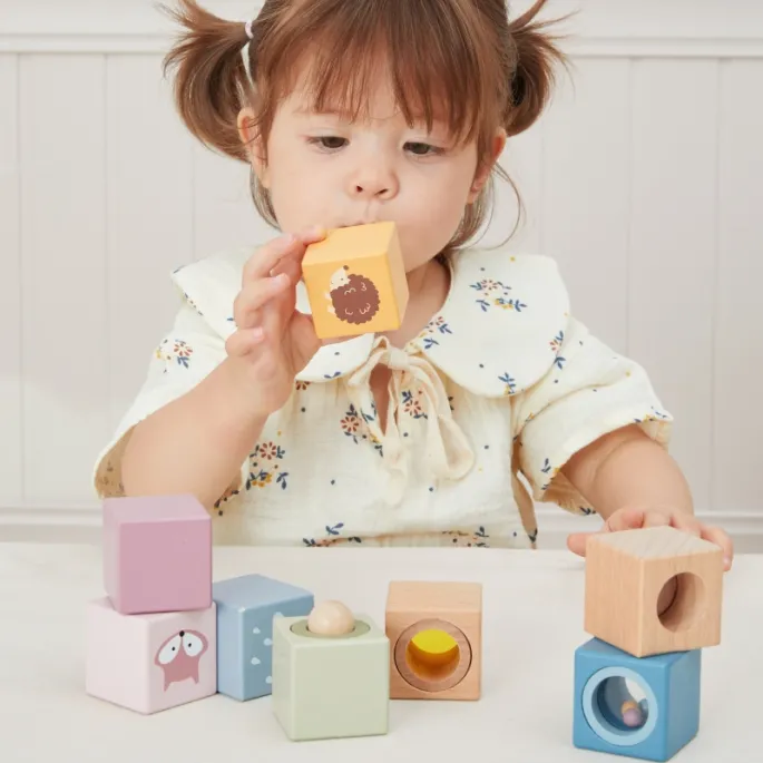 Zestaw 8 klocków do zabawy dla najmłodszych