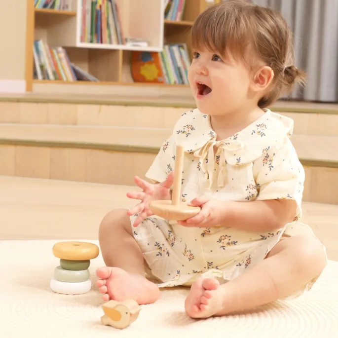 Drewniana układanka rozwijająca zdolności manualne