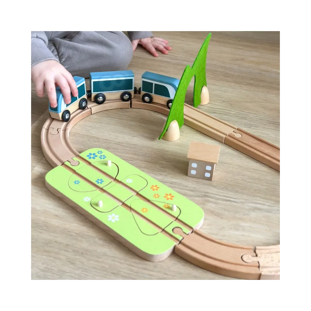 CLASSIC WORLD Zestaw Kolejka Tor Drewniany Pociąg + Sorter Kształtów 40 el.