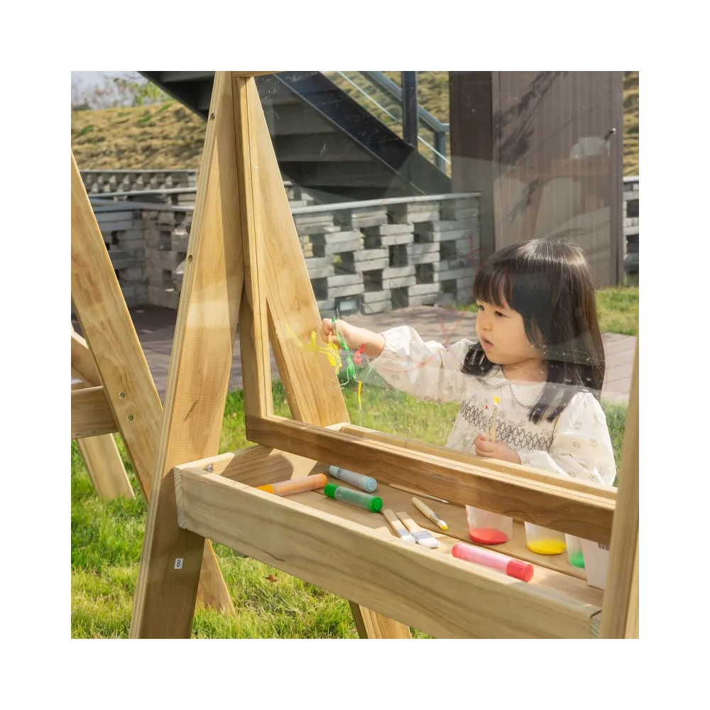 Bezpieczna sztaluga z pleksy do malowania