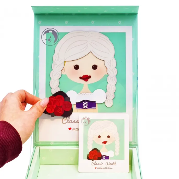 44 elementy do tworzenia unikalnych kreacji postaci.