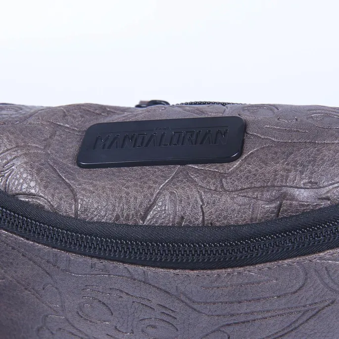 Wnętrze praktycznej nerki The Mandalorian z kieszeniami na drobiazgi