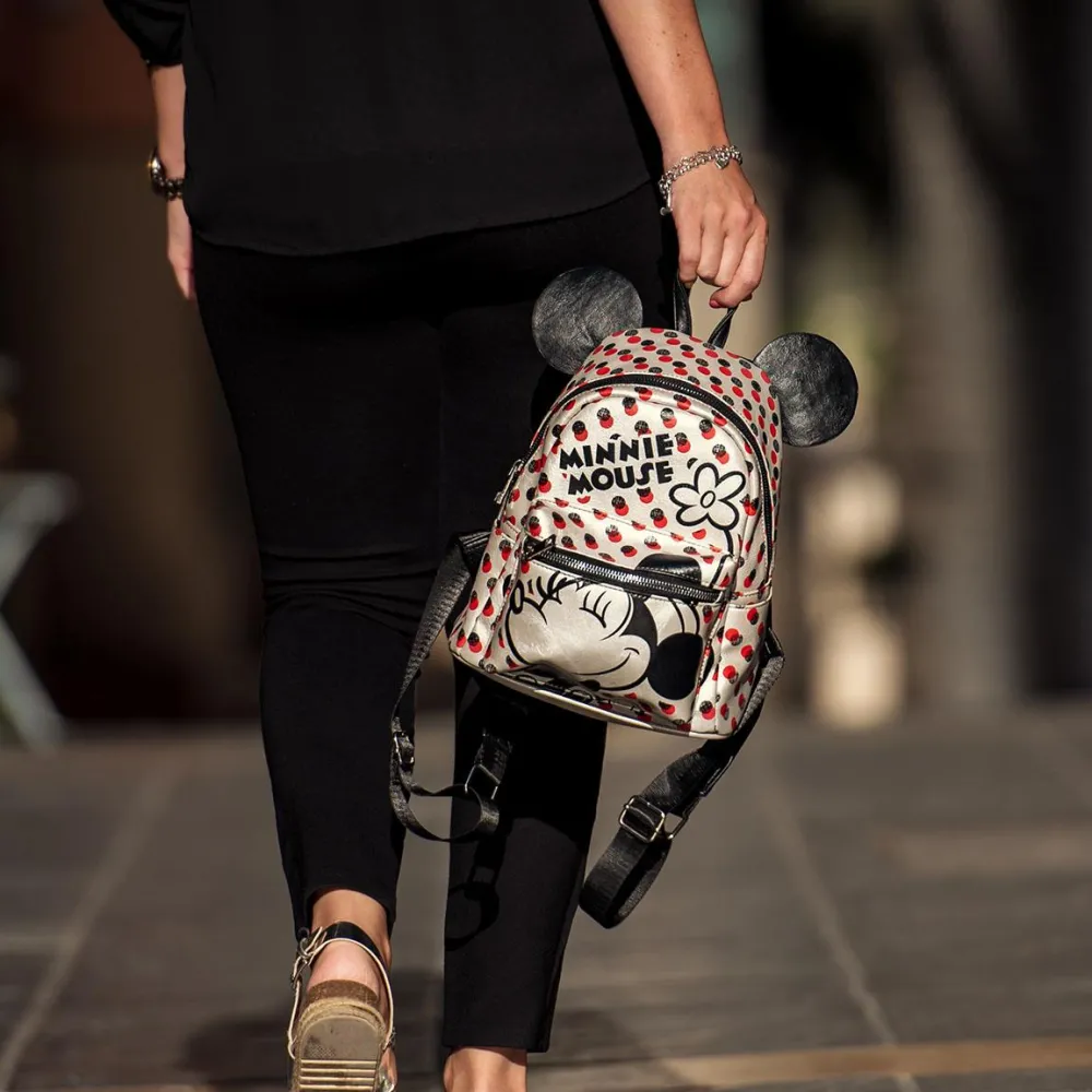 Wytrzymały plecak z Myszka Minnie do codziennego noszenia przez dzieci