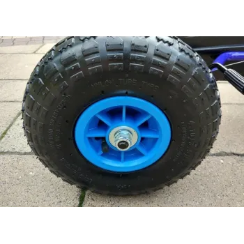 detal siedziska z regulacją w gokarcie a-15 niebieskim