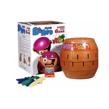 Widok opakowania gry Ukłuj Pirata z wymiarami 15x20 cm