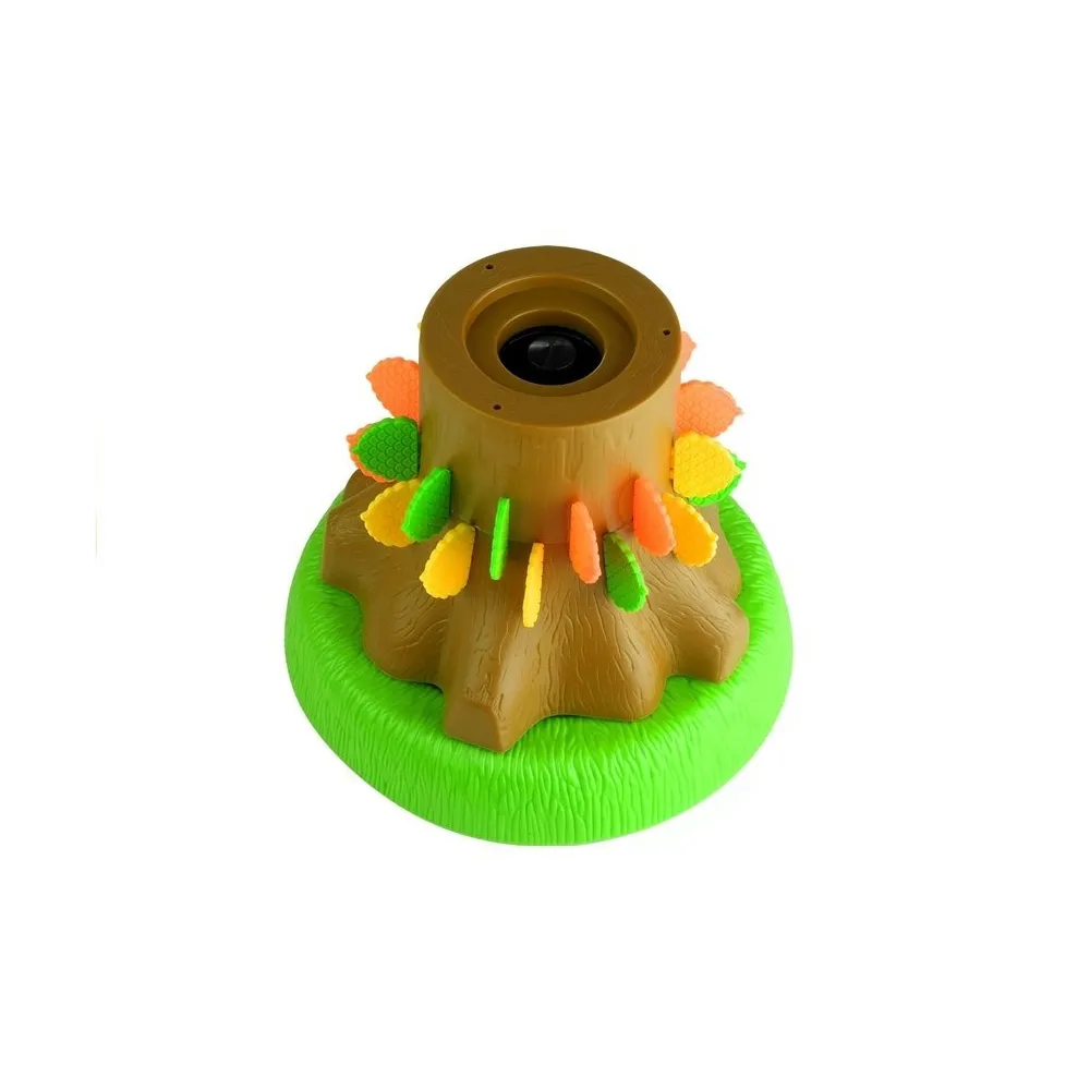 Elementy gry Wyskakująca Wiewiórka rozłożone na stole