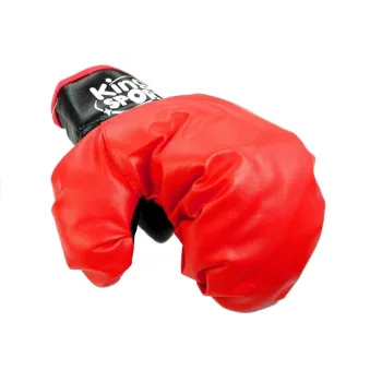 Zbliżenie na rękawice bokserskie i gruszkę treningową dla dzieci