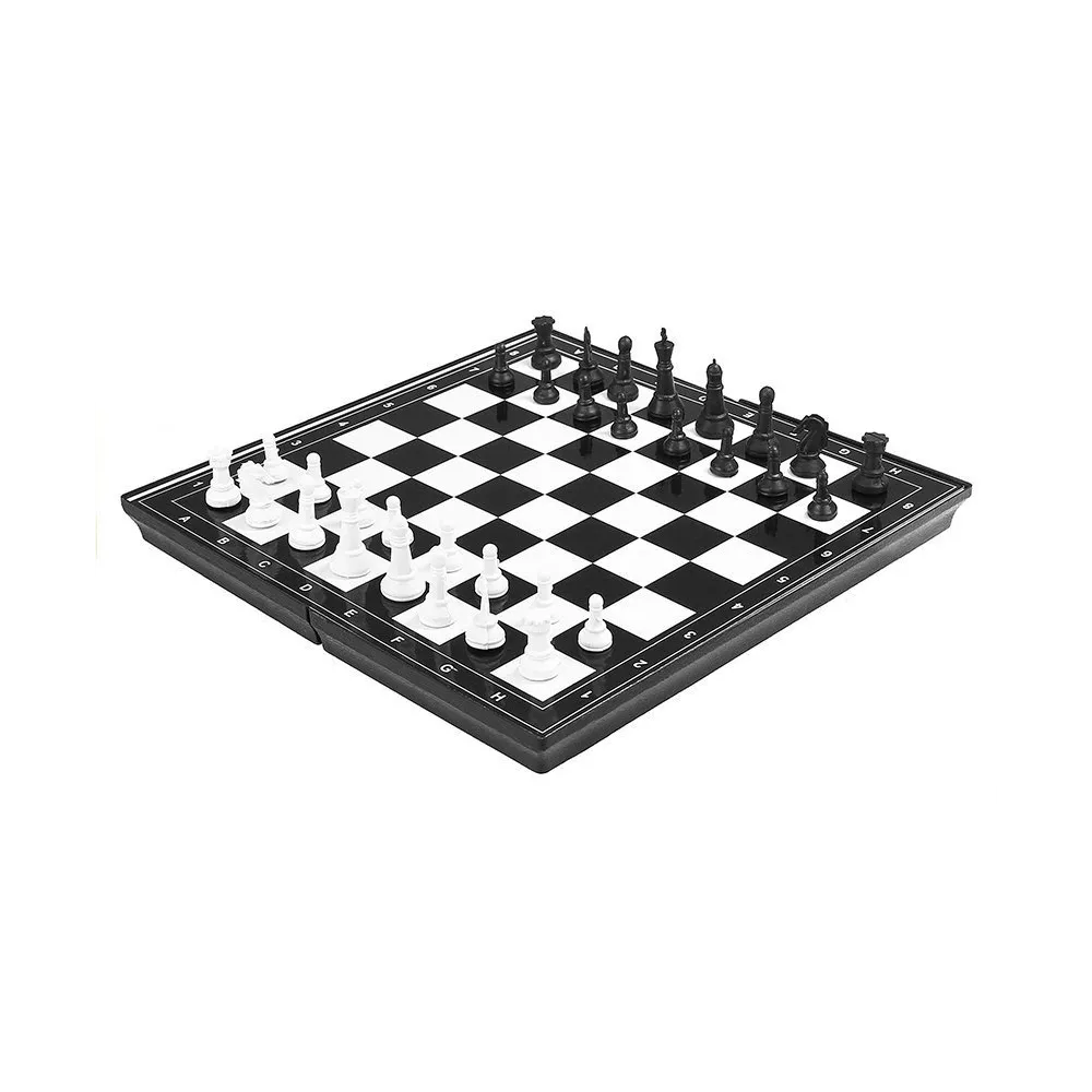 Pudełko Zestawu Gier Planszowych 7w1 z widocznymi grami