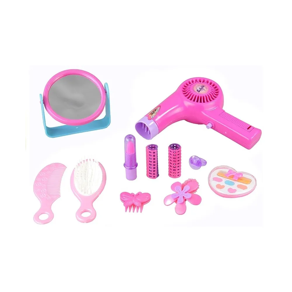 Przejrzysta kosmetyczka z dziecięcymi kosmetykami i suszarką na baterie